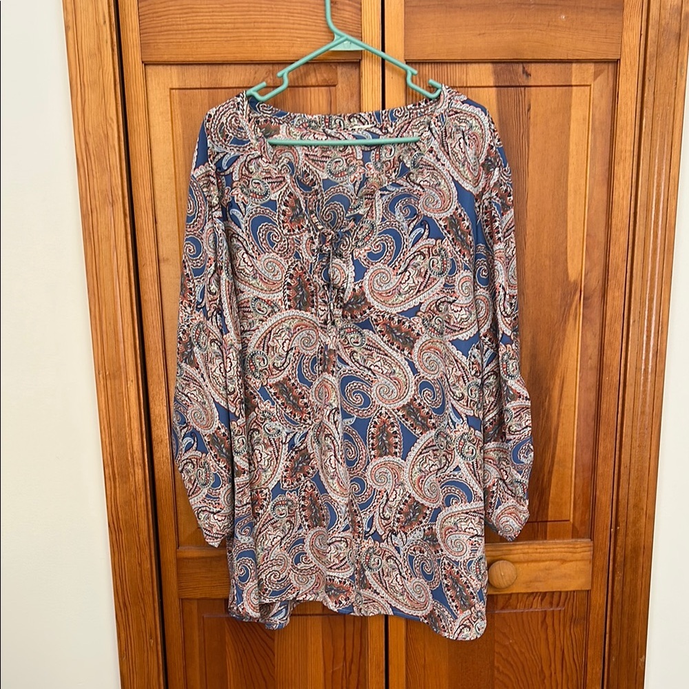 Source Unknown Blue Paisley Long Sleeve Blouse